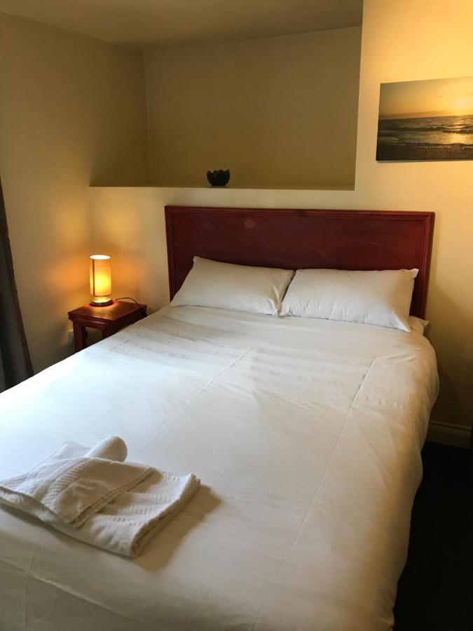 The Pall Tavern Hotell Yeovil Eksteriør bilde