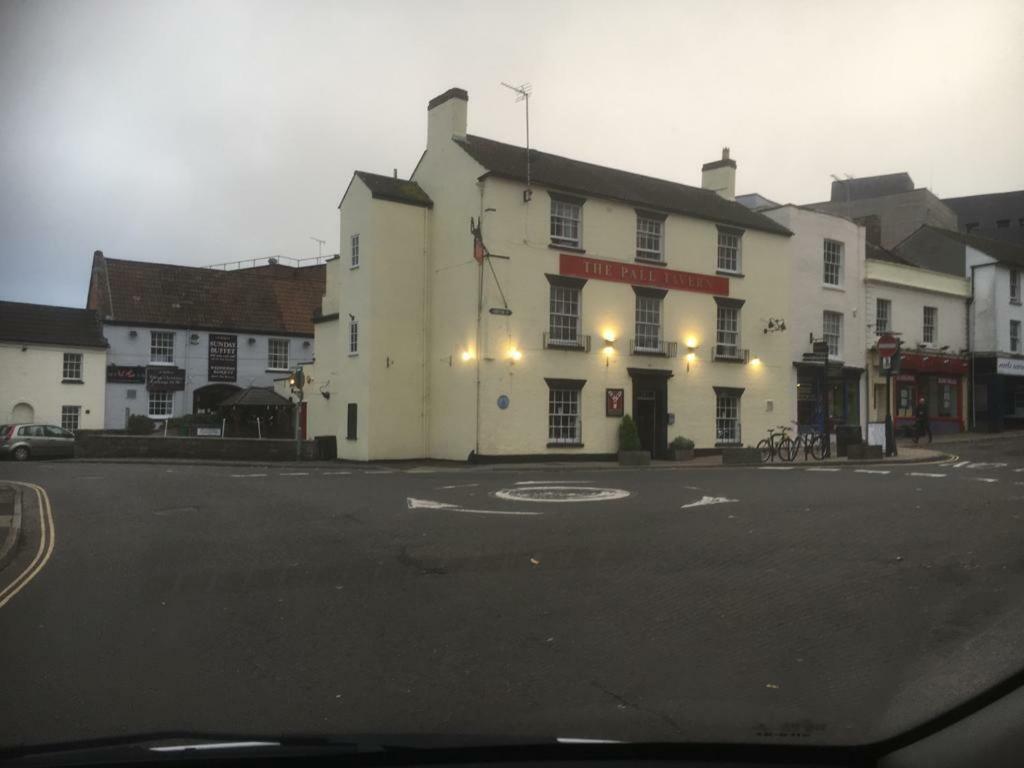 The Pall Tavern Hotell Yeovil Eksteriør bilde